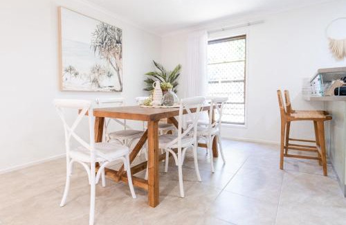 Coolum Beach Casa | Coolum Family Hideaway with Pool, Sauna & Ice Bath