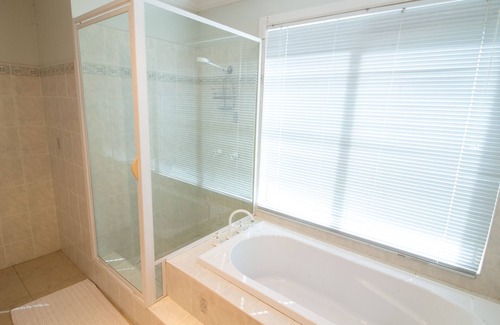 Coomba Park Otro | Coomba Little Farm, the dog-friendly hobby farm and accommodation