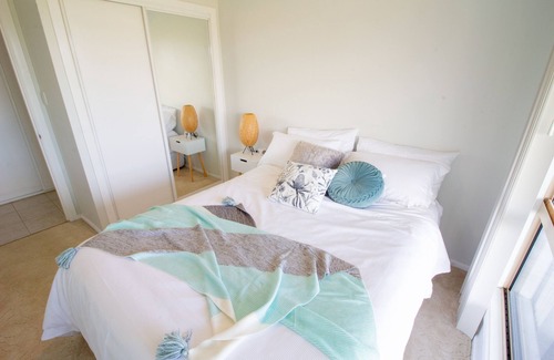 Coomba Park Otro | Coomba Little Farm, the dog-friendly hobby farm and accommodation