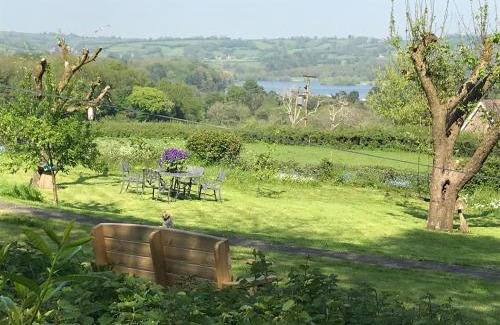 Rickford Cama Y Desayuno | Coombe Lodge Farm House