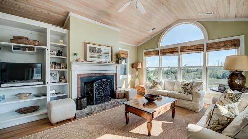 Debordieu Colony Casa | Cooper House home by Peace Vacations
