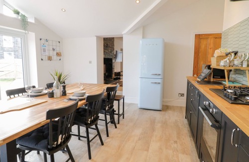 Dolwyddelan Casa | COOPER'S REST (GORFFWYSFA COOPERS), pet friendly in Dolwyddelan