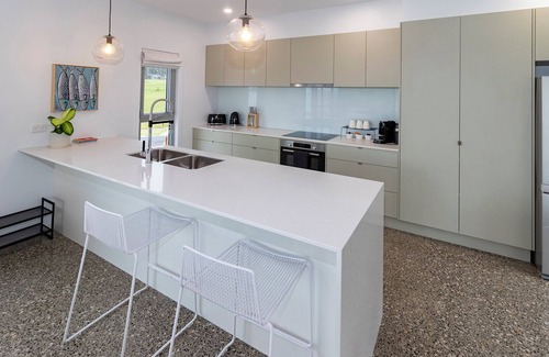 Mallacoota Casa | cootadayz modern design home.