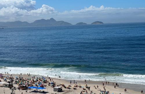 Leme Apartamento | Copacabana de frente para o mar.