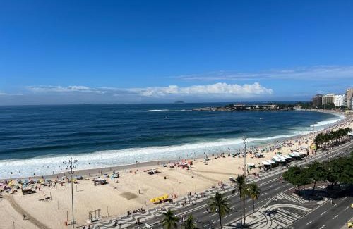 Leme Apartamento | Copacabana de frente para o mar.