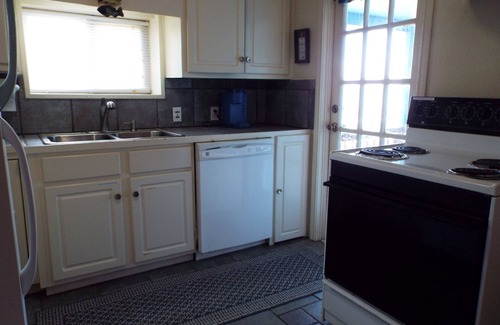 Rockport Casa | Copano Comfort a bayfront cottage