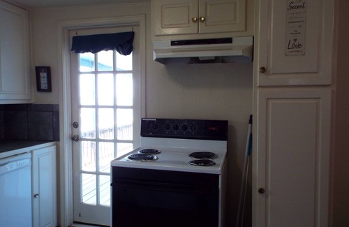Rockport Casa | Copano Comfort a bayfront cottage