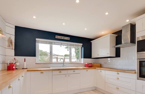 Bishopston Casa | Copley Lodge in the beautiful Swansea