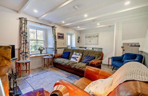 Charlestown Casa | Copper Cottage - Charlestown