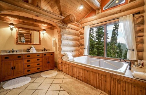 Quandary Village Casa | Copper Hideaway - Large Exquisite Cabin In The Rocky Mountains! cabin