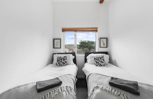 Porthtowan Apartamento | Coppercroft Cottage - Stunning Coastal Home, Walk to Beach, Sleeps 4