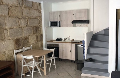 Villeneuve-les-Maguelone Casa | Coquette Petite Maison à Louer au Cœur du Village, 5 Minutes de la Plage !