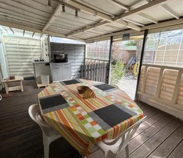 Puget-sur-Argens Otro | Coquet mobilehome 8 places