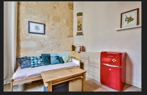 Bassins a Flot Apartamento | Coquet Studio Pierre à Bordeaux Proche Tram-quais, Cité du Vin-commerces-garonne