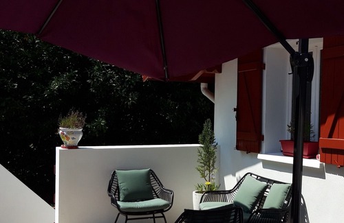 Saint-Pee-sur-Nivelle Cabaña | Coquet tipo casa T3 de 96 m2 tranquila con piscina 8x4 y terraza de 30 m2