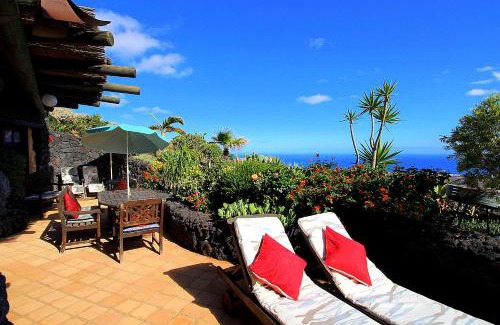 La Asomada Casa | CORA - Beheizter Pool, Sauna, traumhafter Meerblick, Billiard, Tischtennis, sehr ruhig