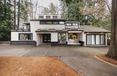 Maple Ridge Casa | Cora Rivergarden Retreat