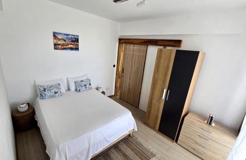 Flic-en-Flac Apartamento | Coral Apartment 5 mins walk to the beach