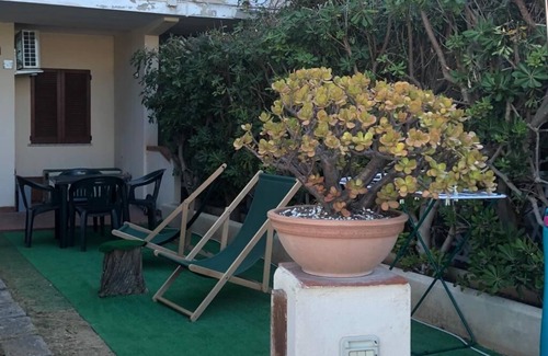 Calasetta Apartamento | Coral Apartment - a few steps from the sea - IUN P7459