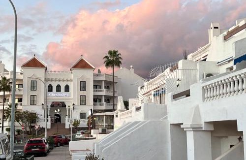 Los Cristianos Apartamento | Coral Bay Port Royale