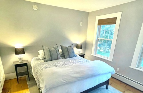 Hampton Condominio | 'CORAL' by WanderWow