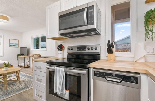 Rockaway Beach Casa | Coral Cottage Unit 4