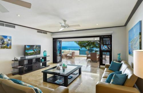 Old Trees Bay Apartamento | Coral Cove 7 - Sunset Blue Sky Luxury