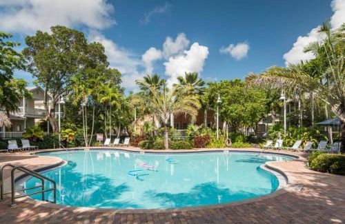 Key West Villa | Coral Garden by AvantStay Great Location w Balcony Shared Pool
