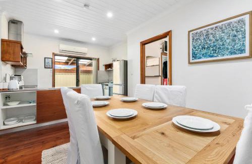 Aldinga Beach Casa | Coral Haven - Aldinga Beach - C21 SouthCoast Holidays