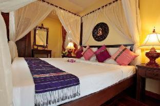 Phongprasan Complejo | Coral Hotel Bangsaphan