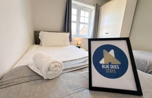 Thornaby On Tees Casa | Coral House by Blue Skies Stays