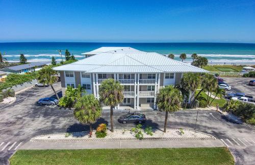 Satellite Beach Casa | Coral Paradise