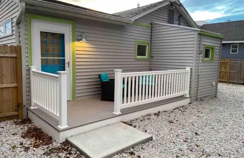 Villas Casa | CORAL REEF is pet friendly and close to the water