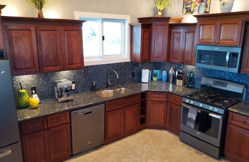 Isla de Utila Casa | Coral Ridge House Main Floor - 1 Bedroom / 1 Bathroom - Spectacular Oceanfront