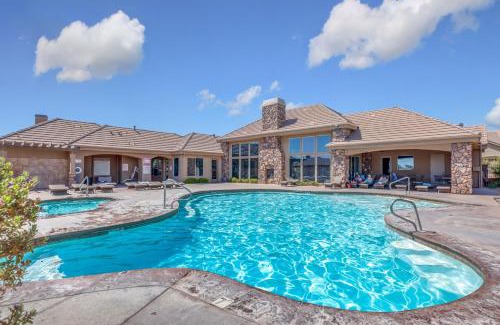 St. George Casa | Coral Ridge Resort 4246 COZY, BEAUTIFUL TOWNHOME WITH LOTS OF ADDITIONAL PARKING!