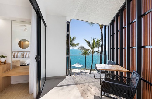 Airlie Beach Hotel | Coral Sea Resort
