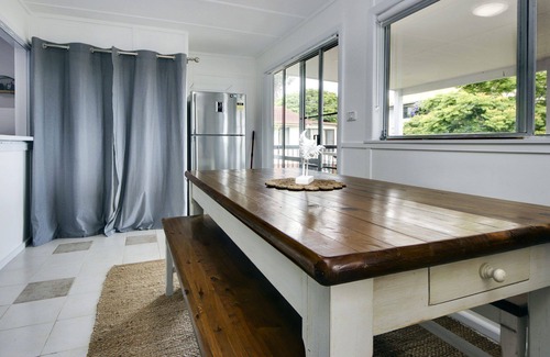 South West Rocks Casa | Coral Shutters - 10 Rudder Street, SWR