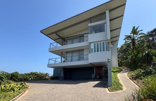 Selection Beach Casa | Coral Suite, Lymegrove Beach Villa