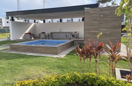Valle Dorado Condominio | Corales Residencial