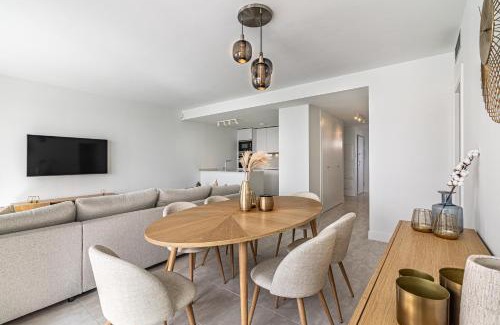 Alcorrin Apartamento | Corasol - Atico de 3 dormitorios con vistas al mar