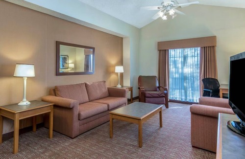 North San Antonio - SAT Hotel | Coratel Inn and Suites By Jasper Wonderland