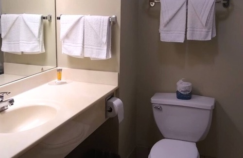 College Hill Hotel | Coratel Inn and Suites by Jasper Wesley
