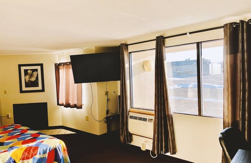 Northfield Hotel | Coratel Inn & Suites By Jasper Northfield