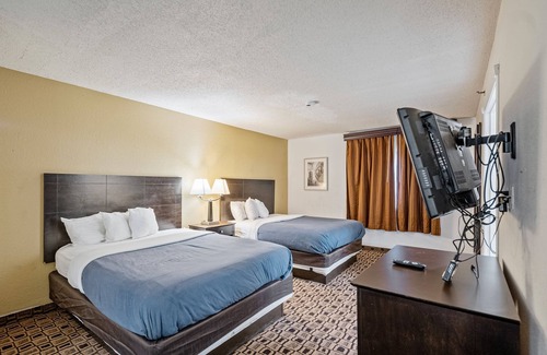 Wichita Hotel | Coratel Plus- Luxury 2 Queen Bed Suite Non-Smoking