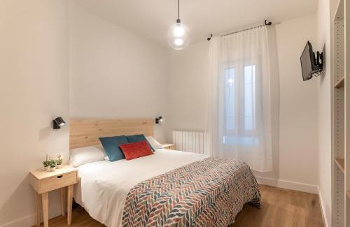 Centro histórico de Bilbao Apartamento | Corazón del Casco Viejo, las Siete Calles - Parking opcional