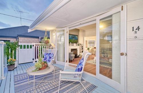 Scarborough Casa | CORB14 - Hamptons Beach House with Heated Plunge Pool
