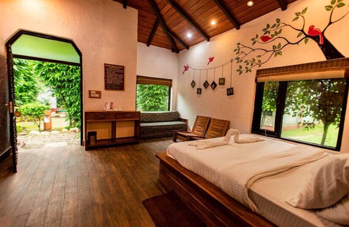 Ramnagar Cama Y Desayuno | Corbett Machaan Resort