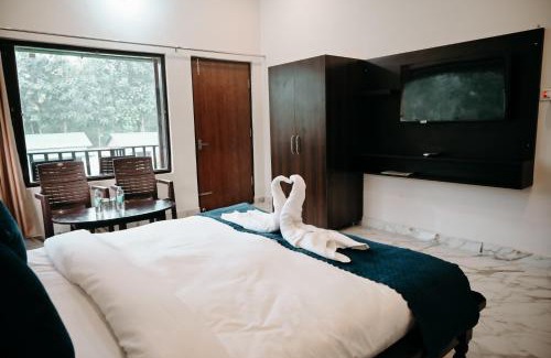 Bail Parao Hotel | Corbett Nature Walk - Jim Corbett