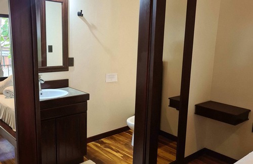 Dominical Hotel | Corcovado Queen Room at Hona Beach Hotel