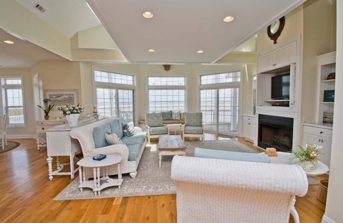 The Point Casa | Cordelia, Oceanfront House in Emerald Isle, NC!